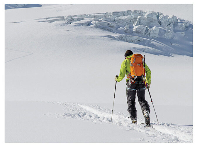 20 skiing